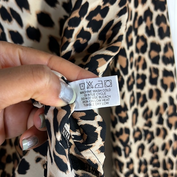 CYNTHIA ROWLEY leopard button down shirt - Picture 11 of 11